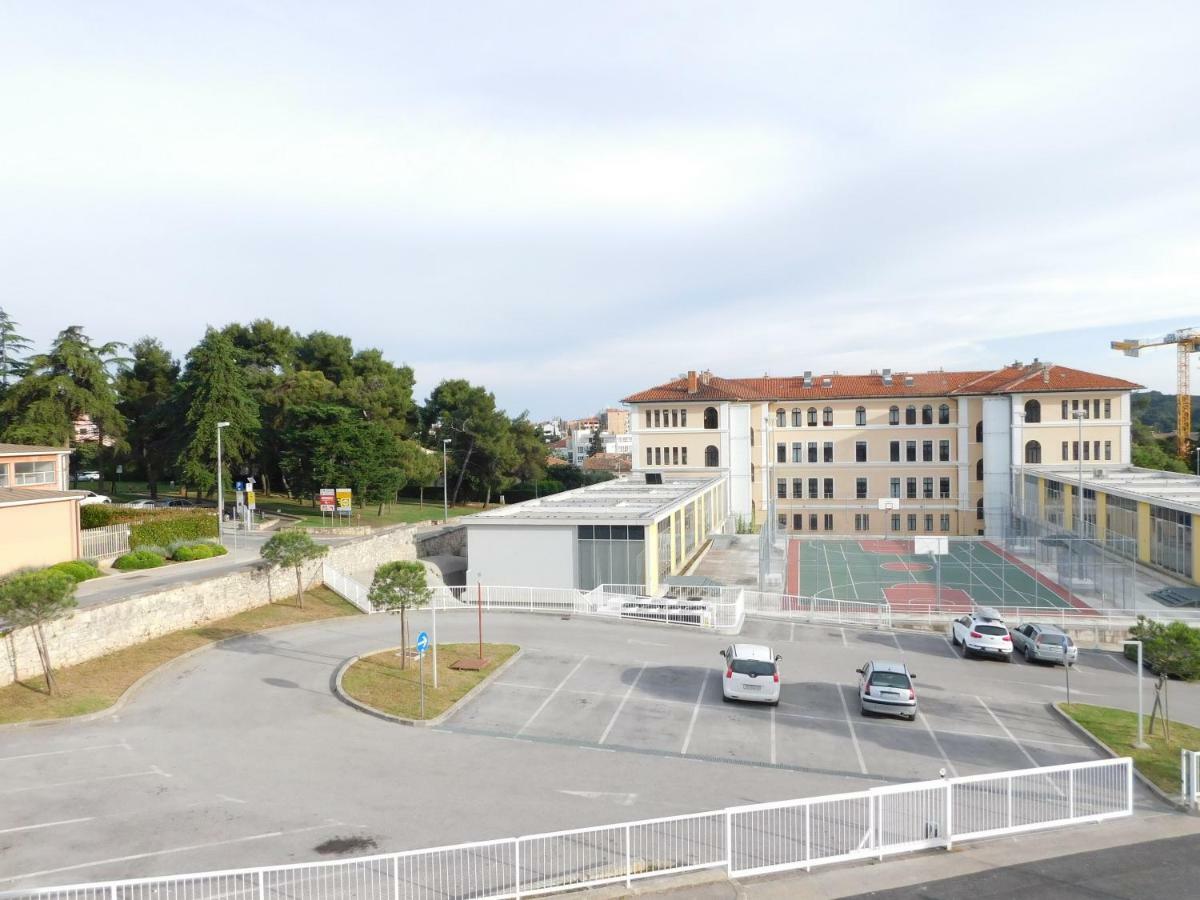 Rovinj'S Flowers Apartments Екстериор снимка